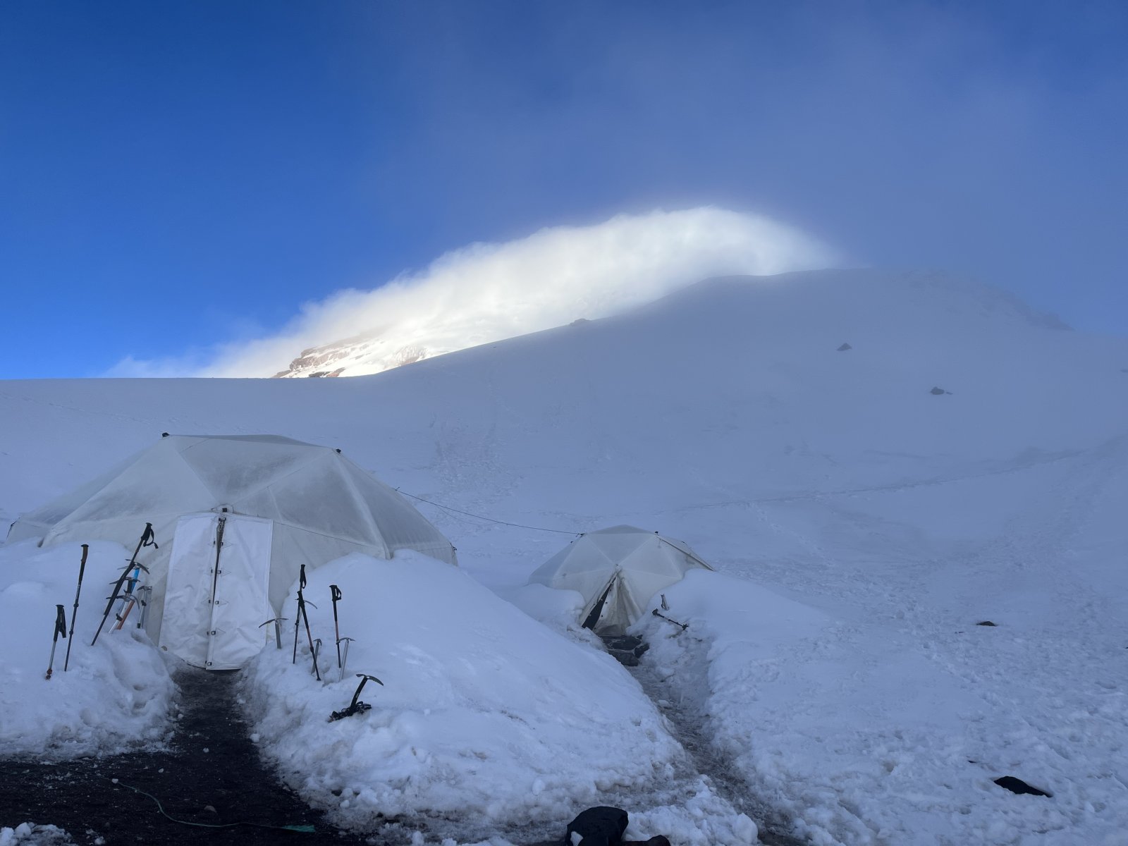 For this one we stayed at a more traditional "high camp" - again not much sleep was had ahead of our 1a start.